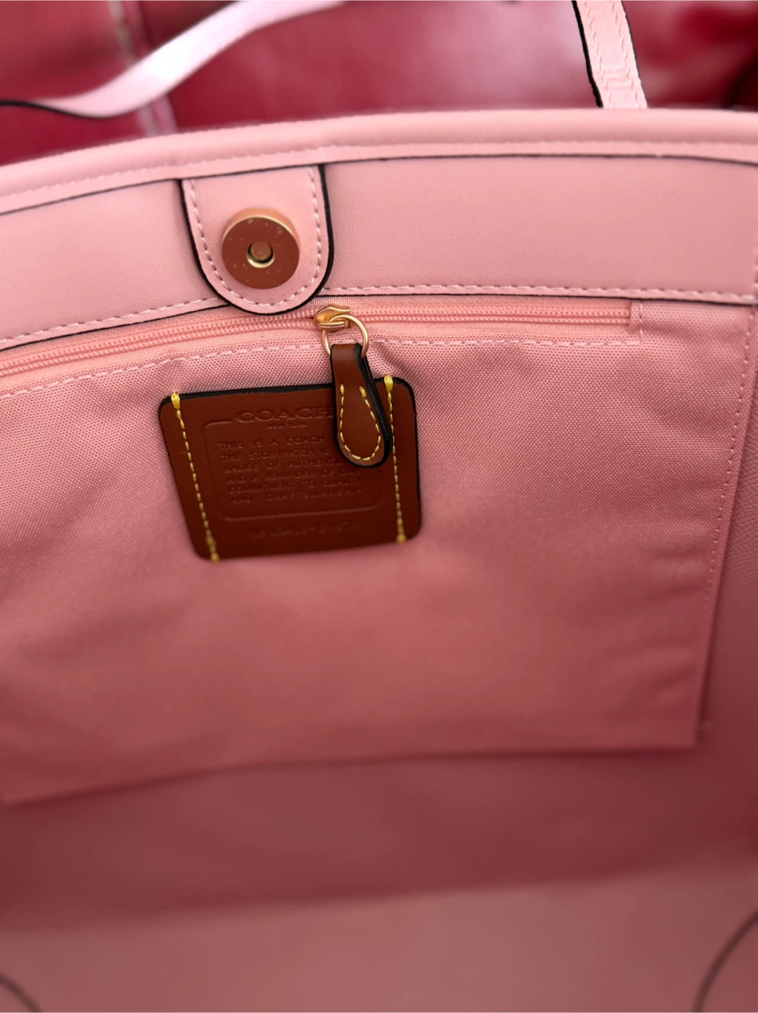 Coach Signature Print Tote Bag in Pink - photo 5