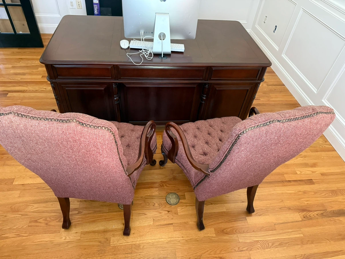 Traditional Executive Desk and Filing Cabinet Set