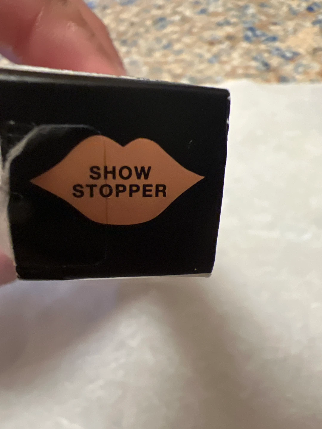 Victoria's Secret Velvet Matte Lip Cream in Show Stopper - photo 2