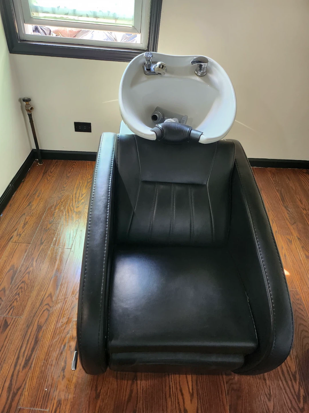 DIR Salon Shampoo Stations - photo 4