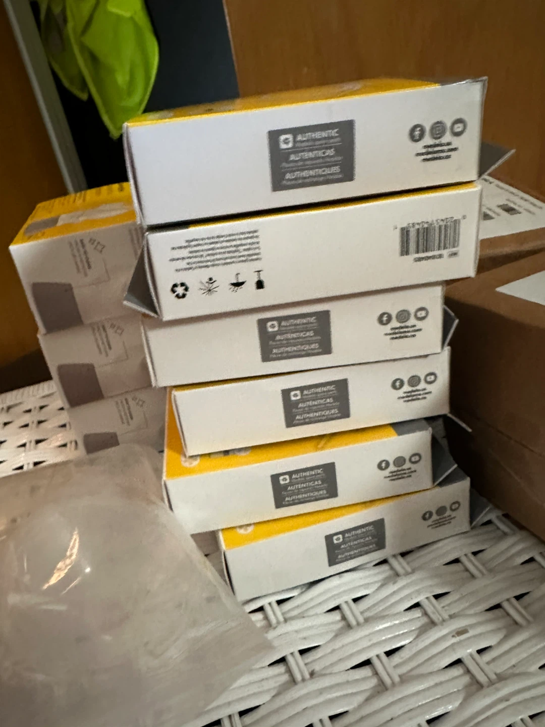 Huge Medela Replacement Parts & Accessories Bundle (Brand New) - photo 4