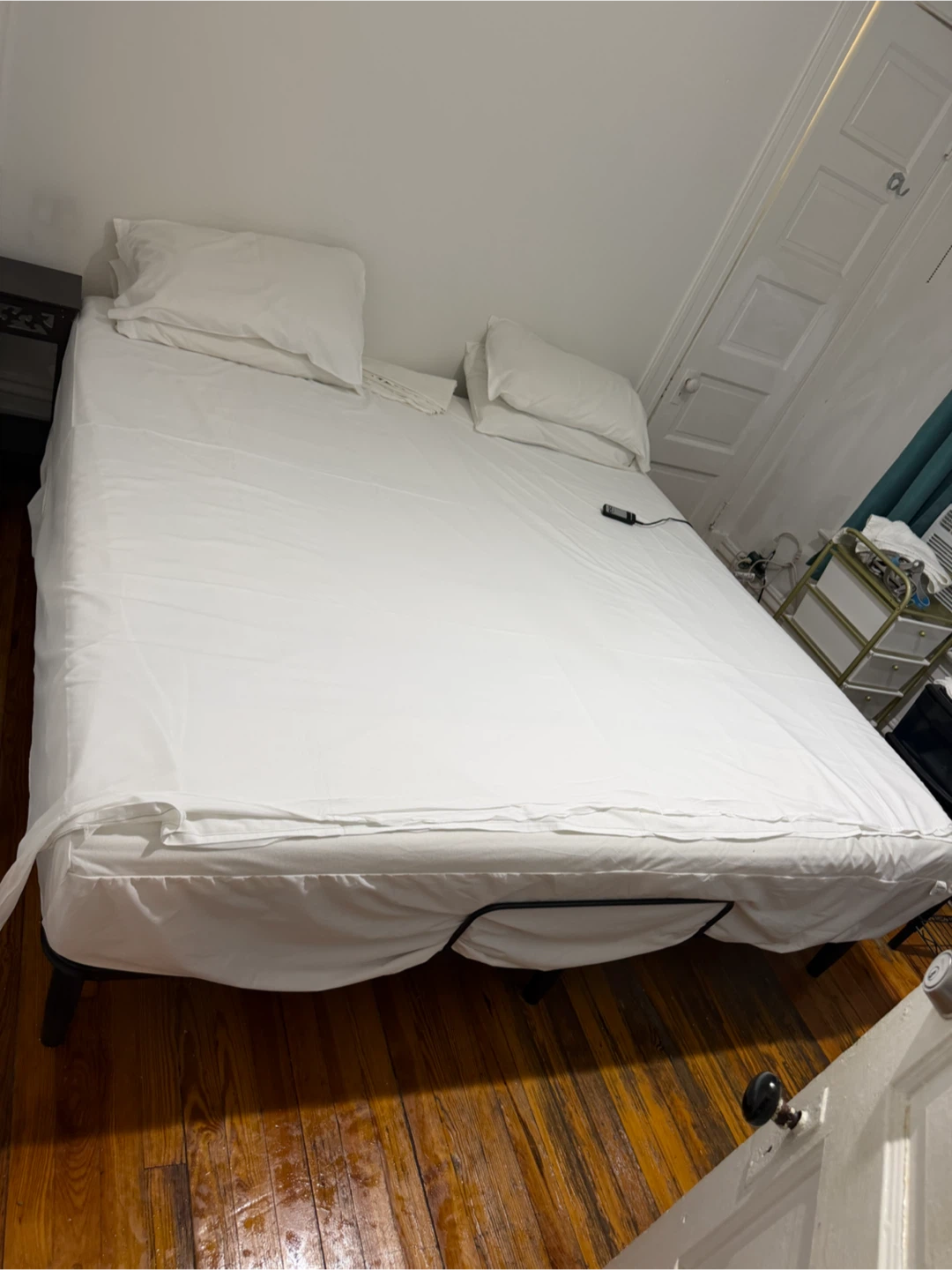 Un combo cama king size,gavetero,tic 32 todo $980 - photo 4