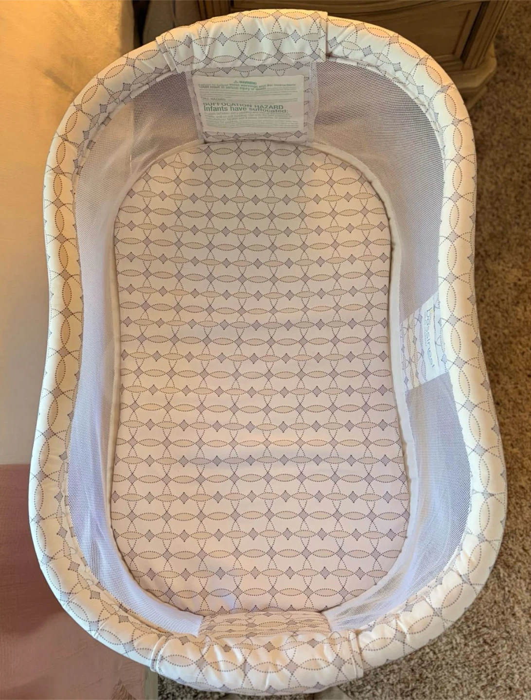 Halo BassiNest Glide Sleeper