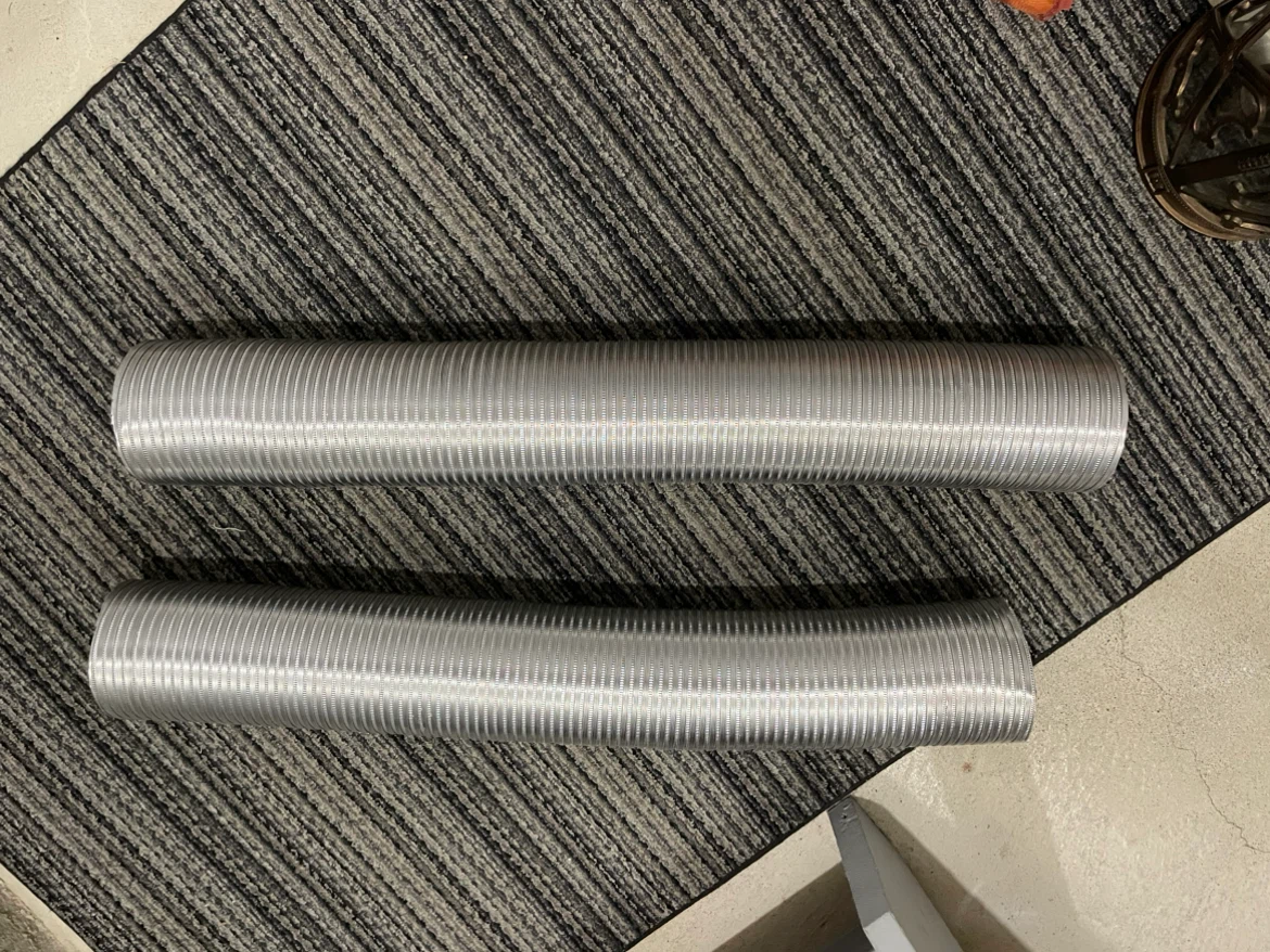 Semi-Rigit aluminum ducts 6”x 8’
