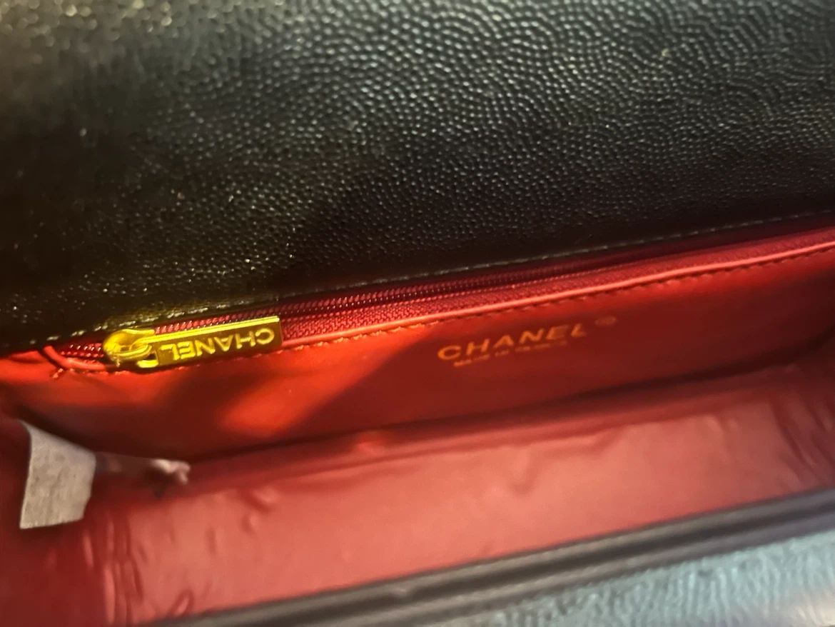 Chanel Boy Bag Black - photo 2