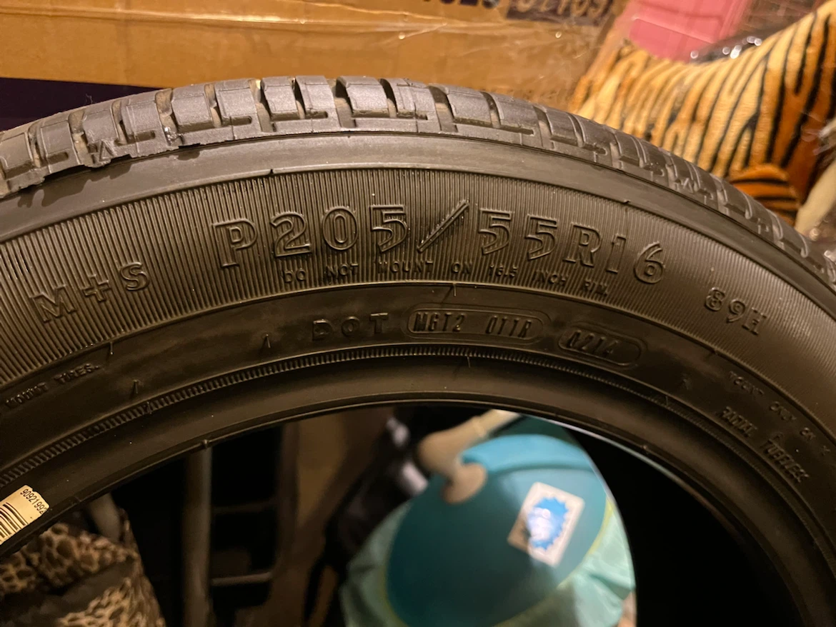 Single Automotive Tire - photo 2