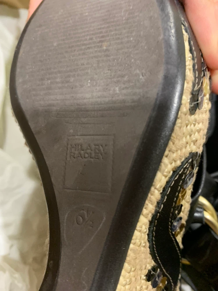 Hilary Radley Black Wedge Sandals Size 6.5 - photo 4