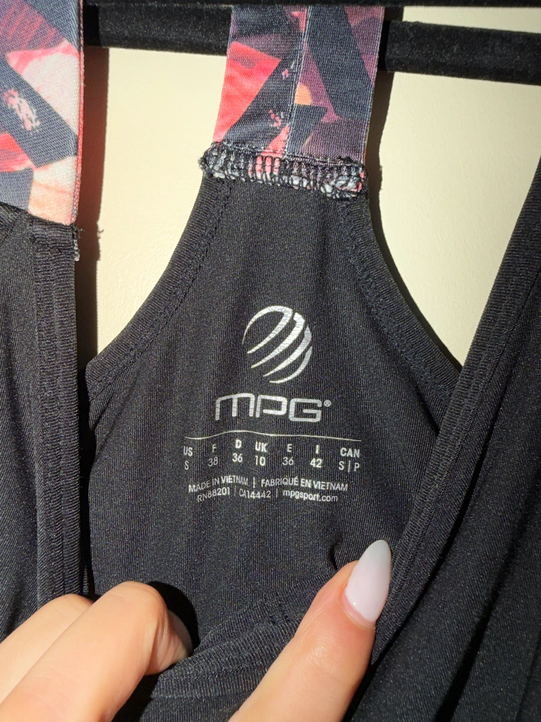 MPG Women's Tank Top - Size Small - photo 2