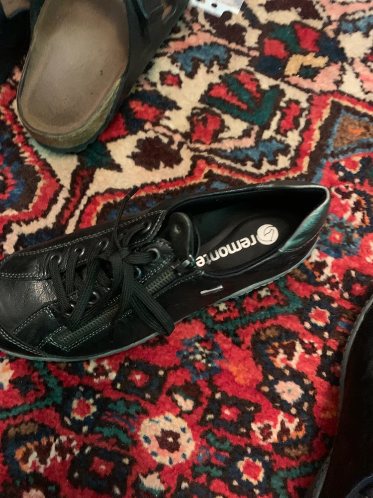 Remonte Black Leather Lace-Up Shoes