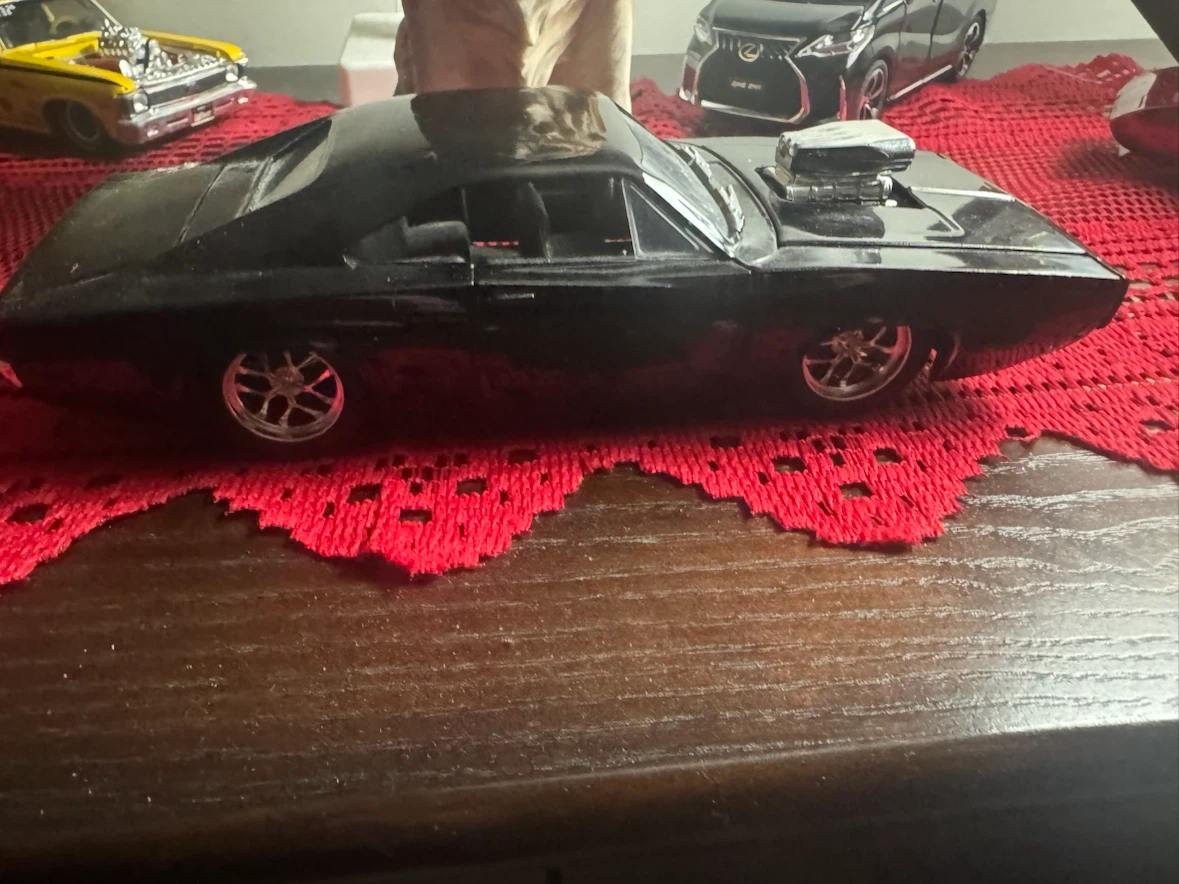 4 Diecast Fast and Furious Cars. - photo 3