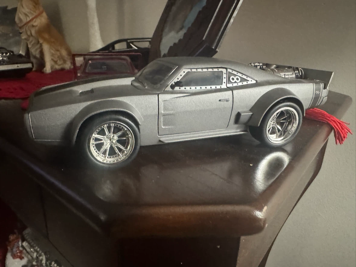 4 Diecast Fast and Furious Cars. - photo 4