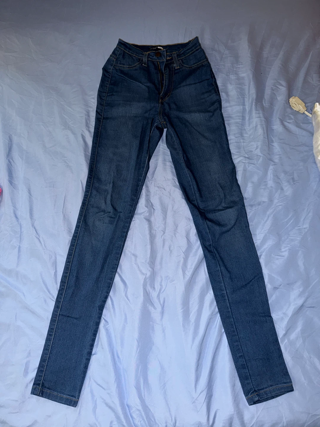 Fashion Nova dark blue skinny jeans size 0