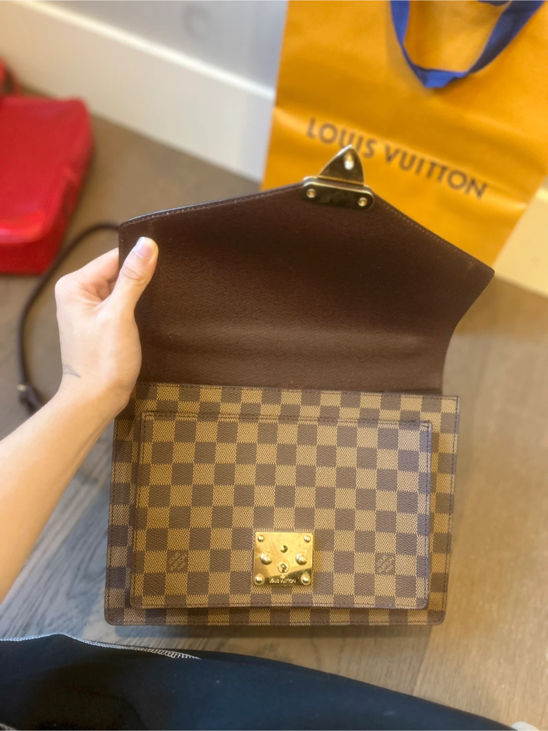 (Authentic) Louis Vuitton Damier Ebene Handbag - photo 3