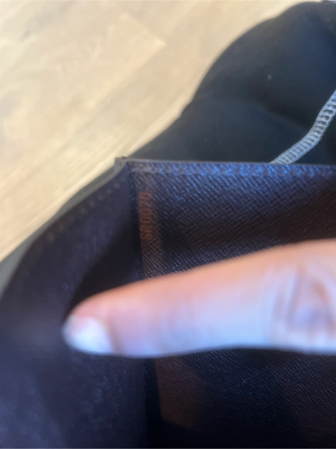 (Authentic) Louis Vuitton Damier Ebene Handbag - photo 4