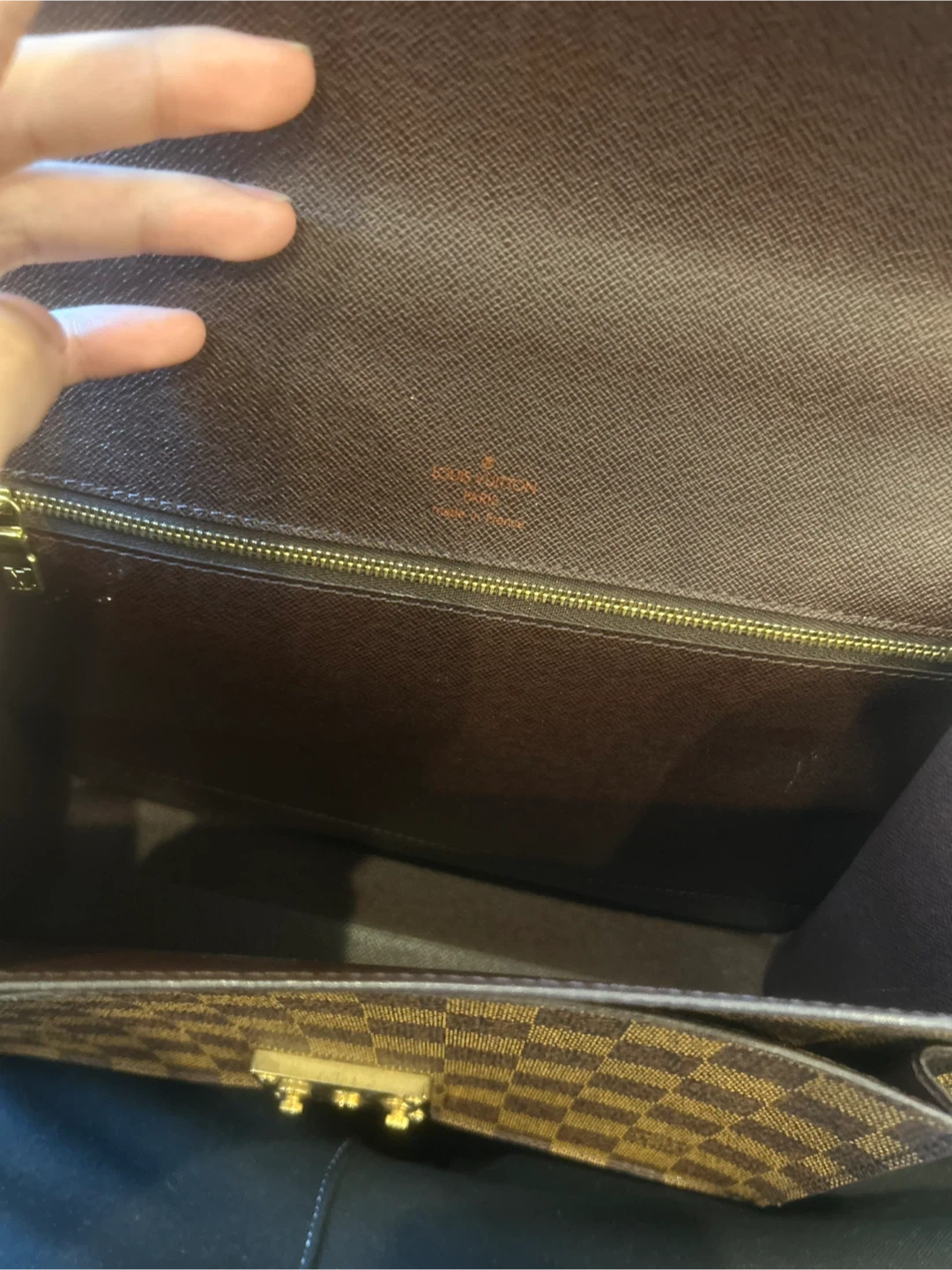 (Authentic) Louis Vuitton Damier Ebene Handbag - photo 5