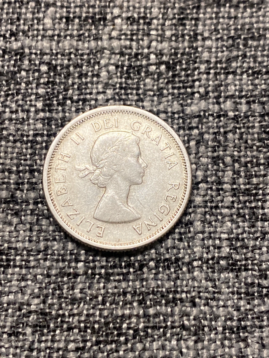 1964 Canadian 25 Cent Silver Coin - photo 2