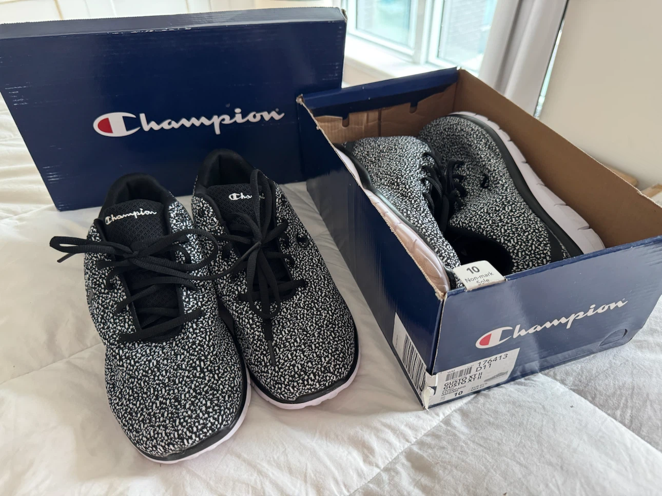 2 Pairs for $20!! Ladies Size 10 Memory Foam Running Shoes - photo 3