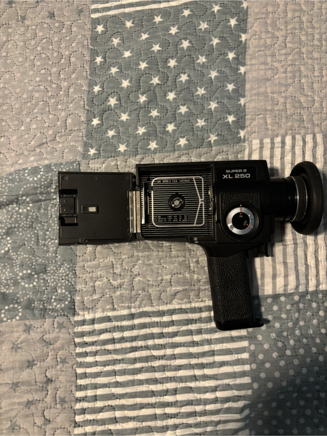 Ricoh Super 8 XL 250 Movie Camera - photo 2