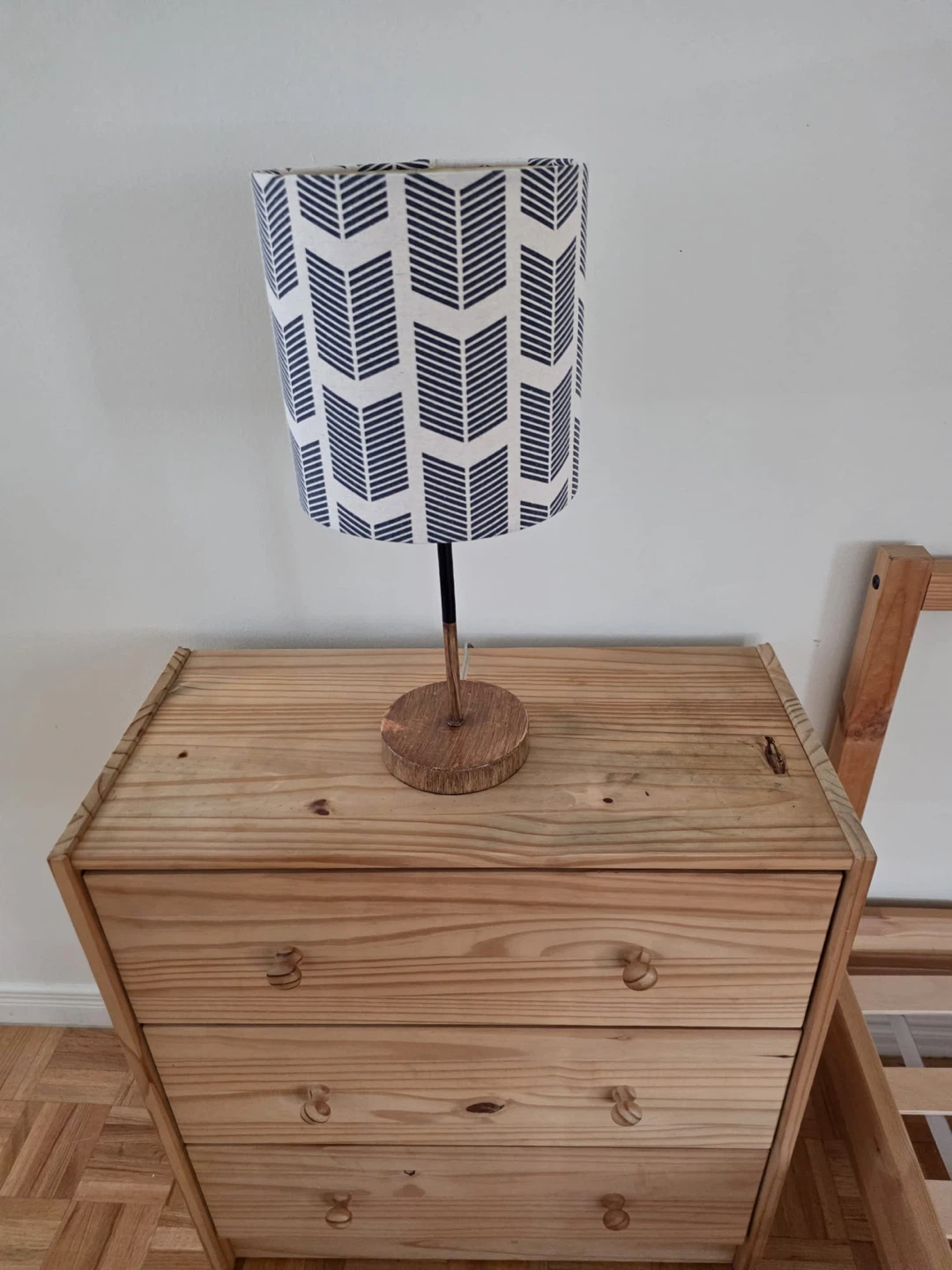 Set of Two Chevron Pattern Table Lamps - photo 4