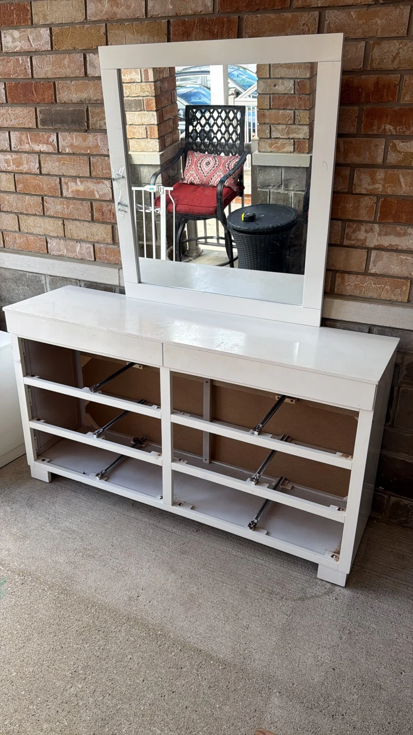 White Dresser with Mirror