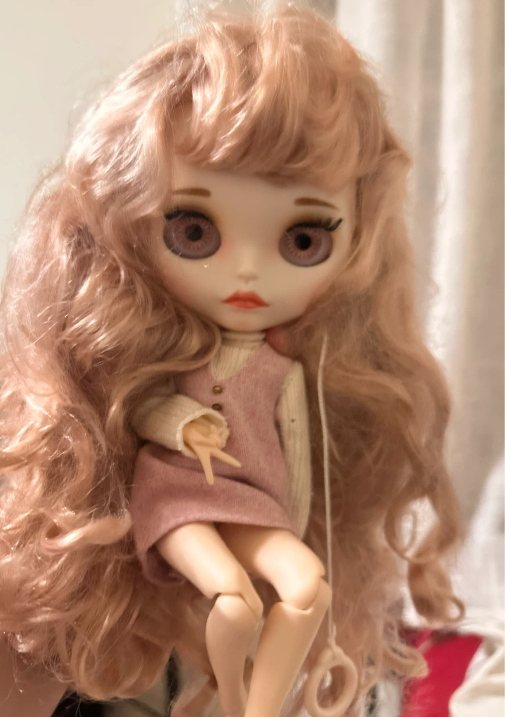 Blythe Doll with Long Wavy pink blonde Hair