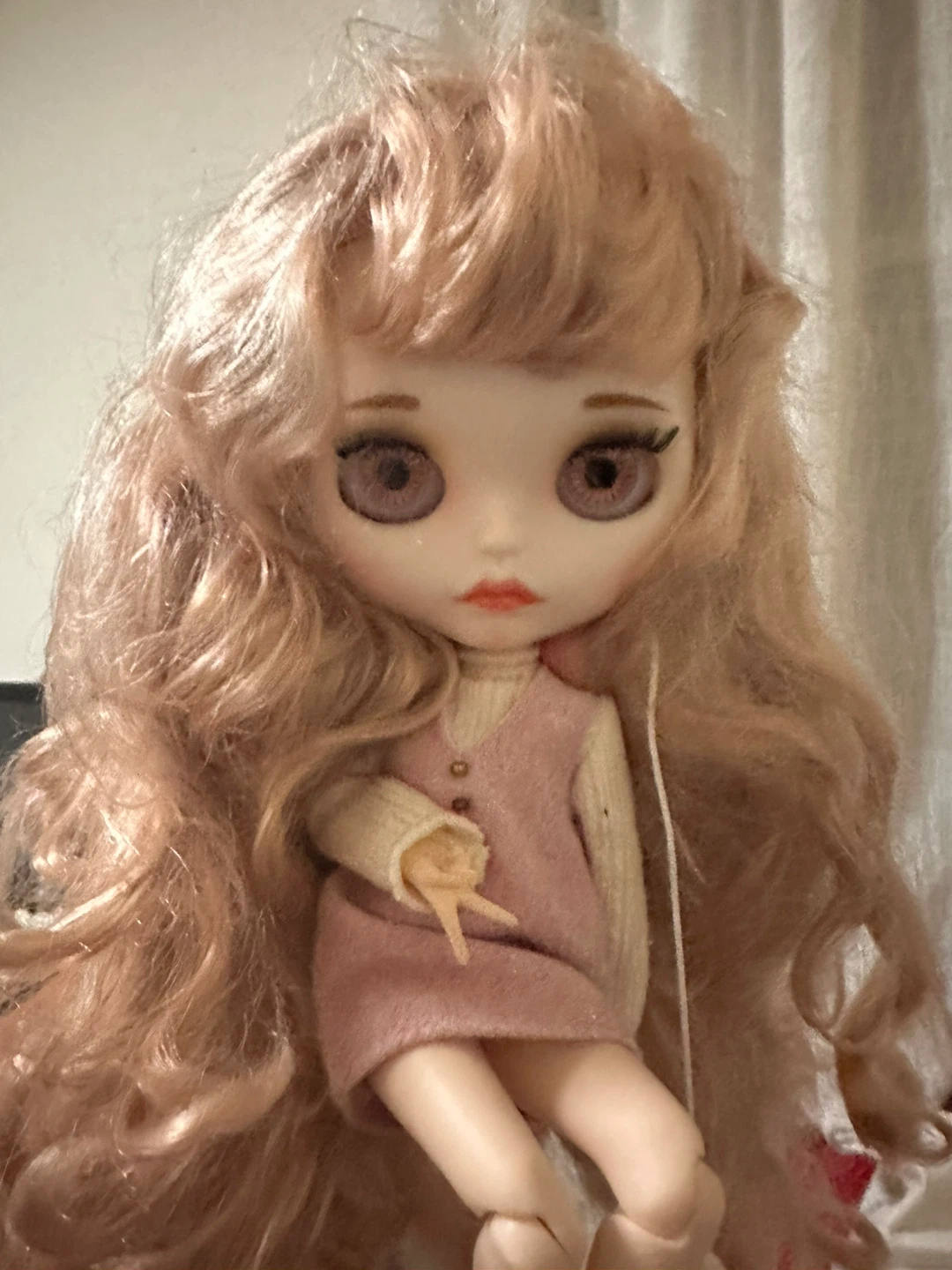 Blythe Doll with Long Wavy pink blonde Hair - photo 2