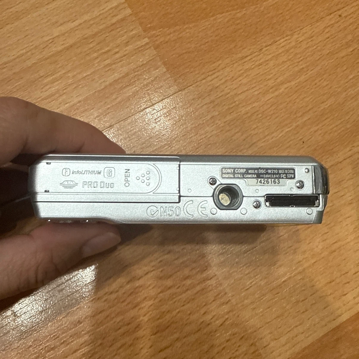 Sony Cyber-shot DSC-W210 12.1 MP Digital Camera - photo 4