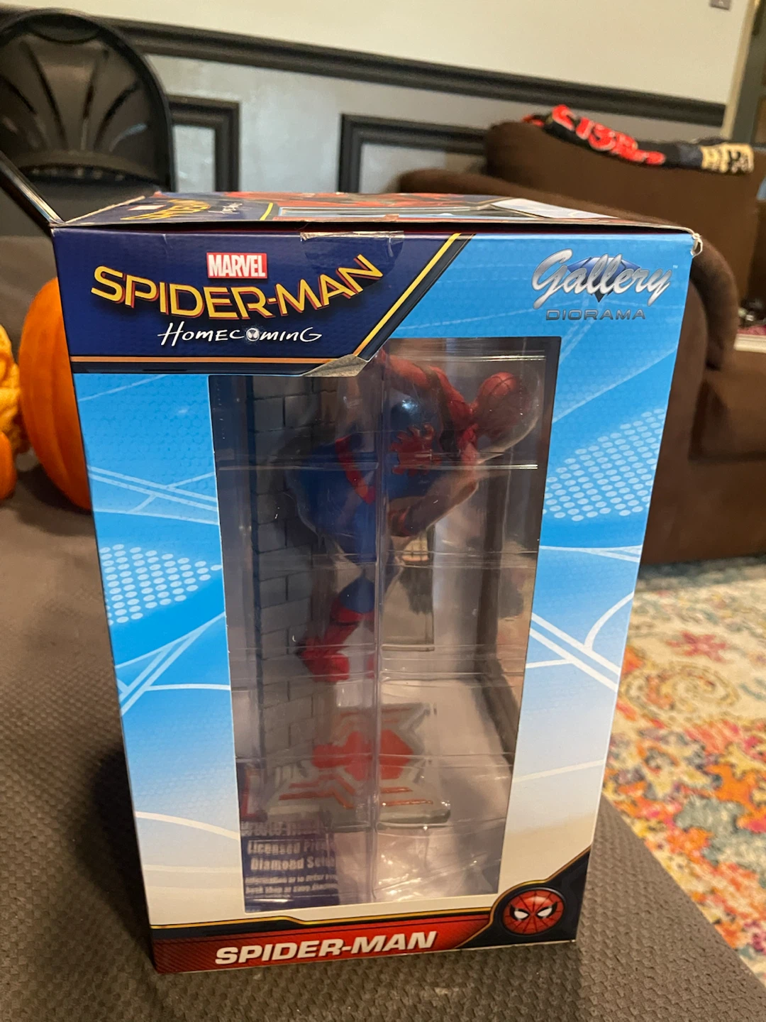 Marvel Spider-Man Homecoming Gallery PVC Diorama - photo 4