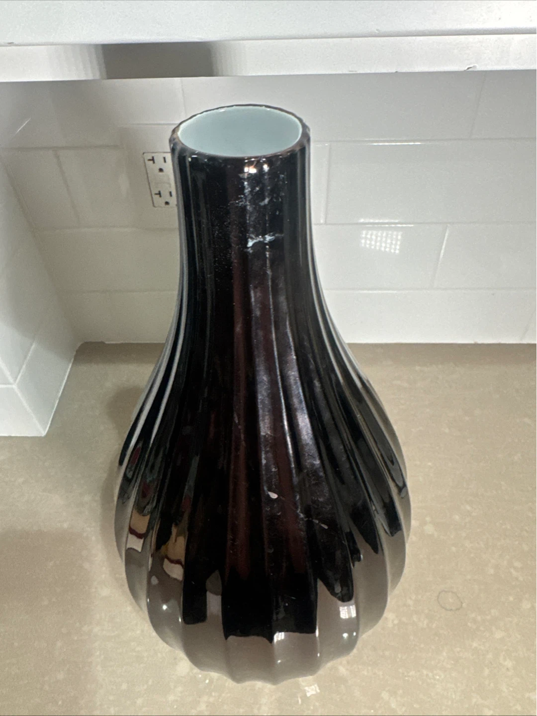 West Elm Black Ceramic Ribbed Vase - photo 2