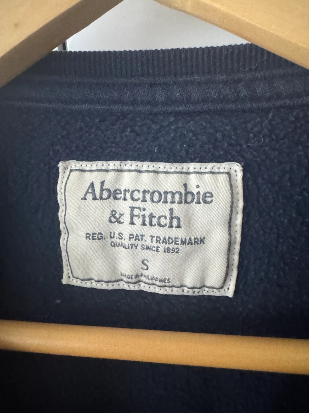 Abercrombie & Fitch Navy Sweatshirt - photo 2