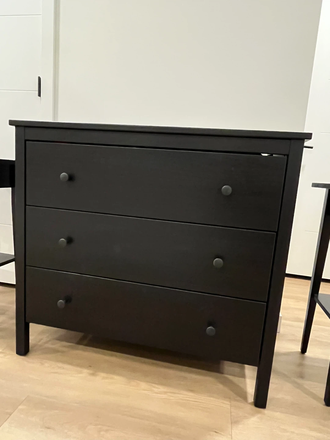 Chest Dresser with 3 drawers - photo 3