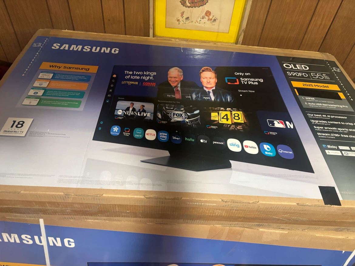 Samsung 55 inch S90FD OLED TV