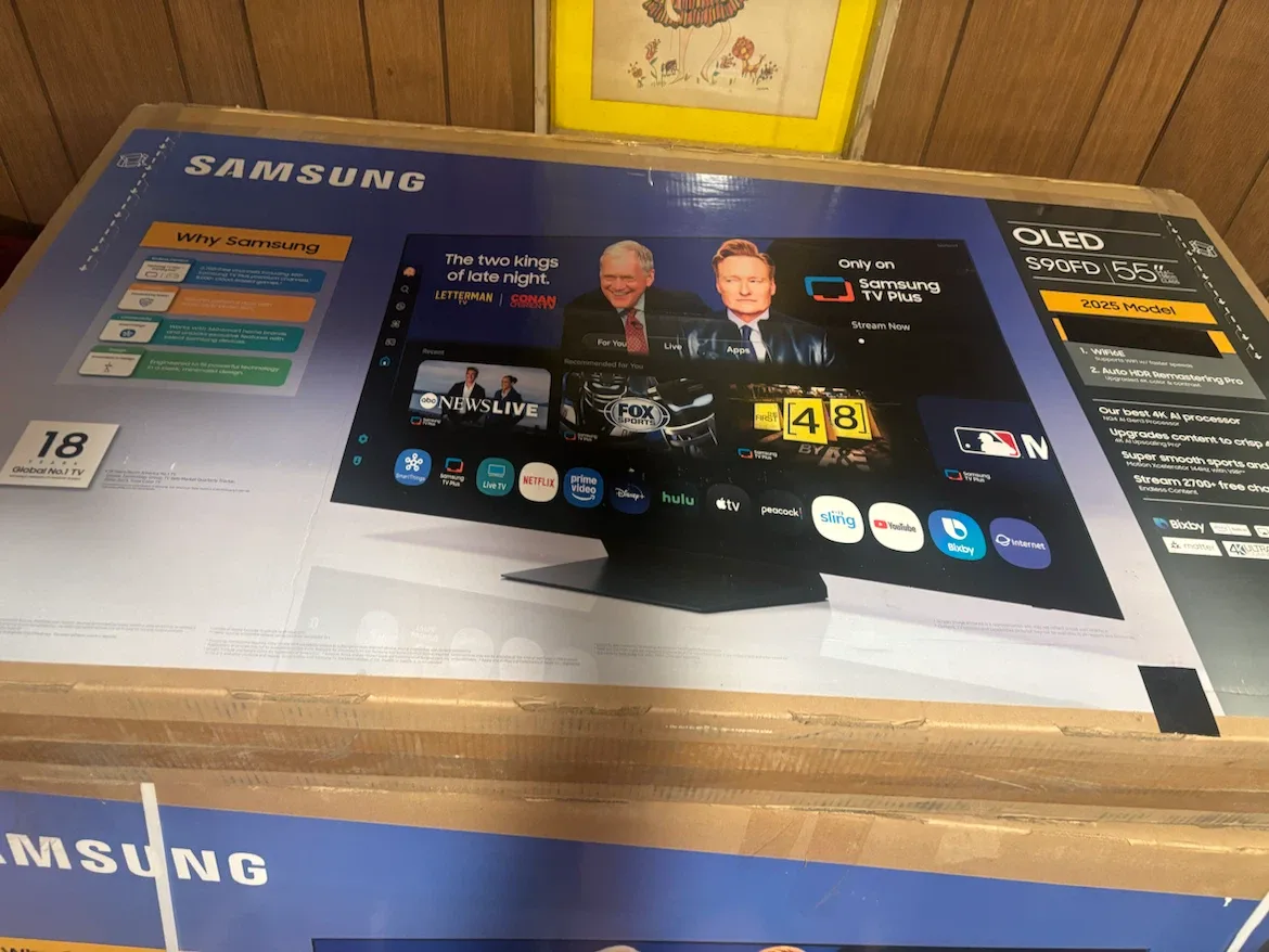 Samsung 55 inch S90FD OLED TV