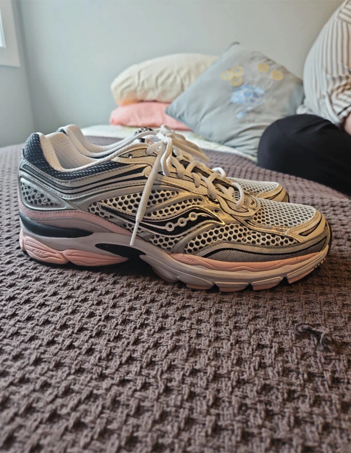 Saucony ProGrid Sneakers Size 11