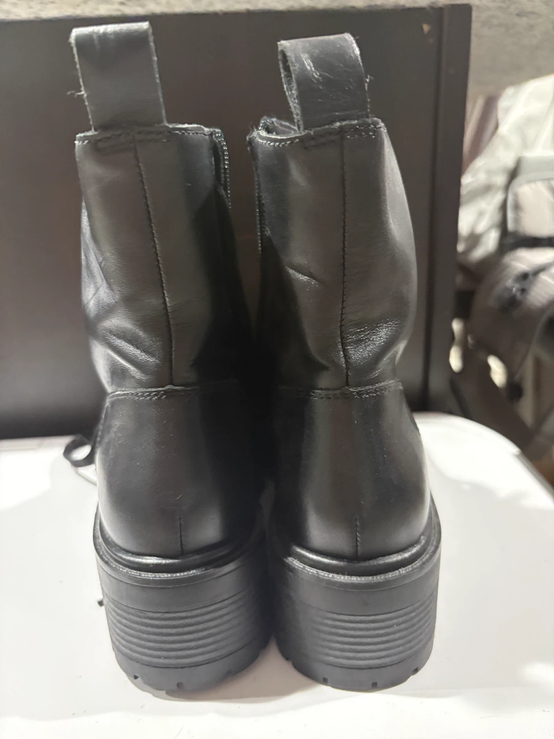 Circuit Vintage Black Lace-Up Boots - photo 4