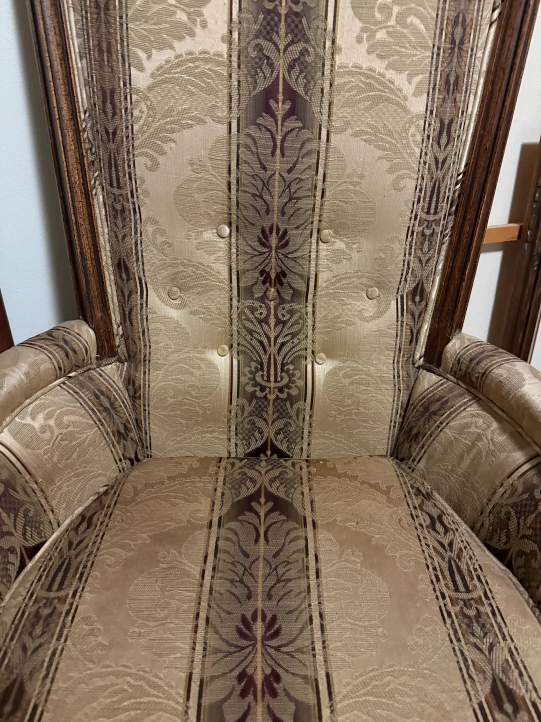 Pair of Traditional Pair of Wood Accent Chairs / Armchairs - photo 3