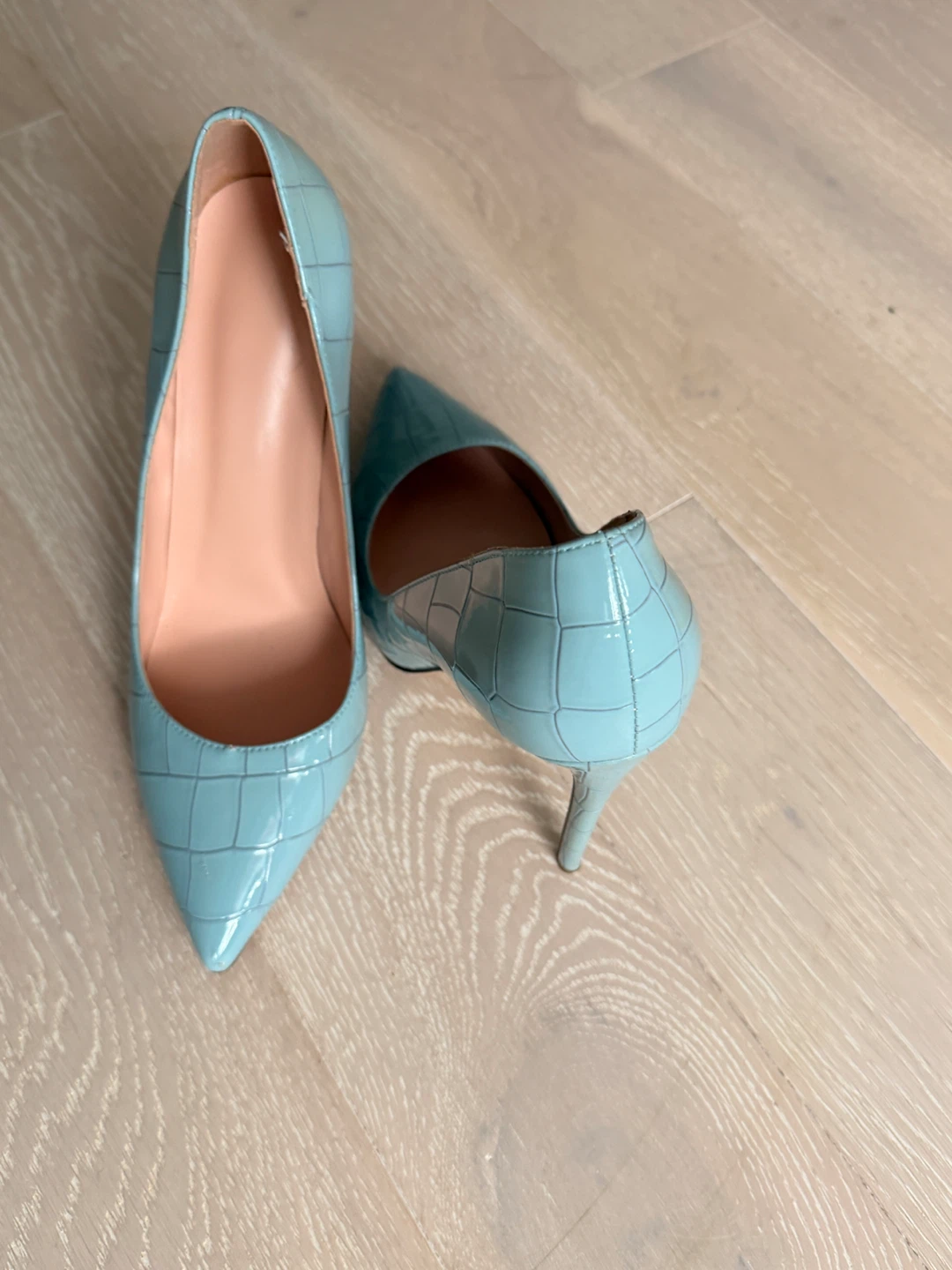 Light Blue Croc-Embossed Pointed Heels - photo 5