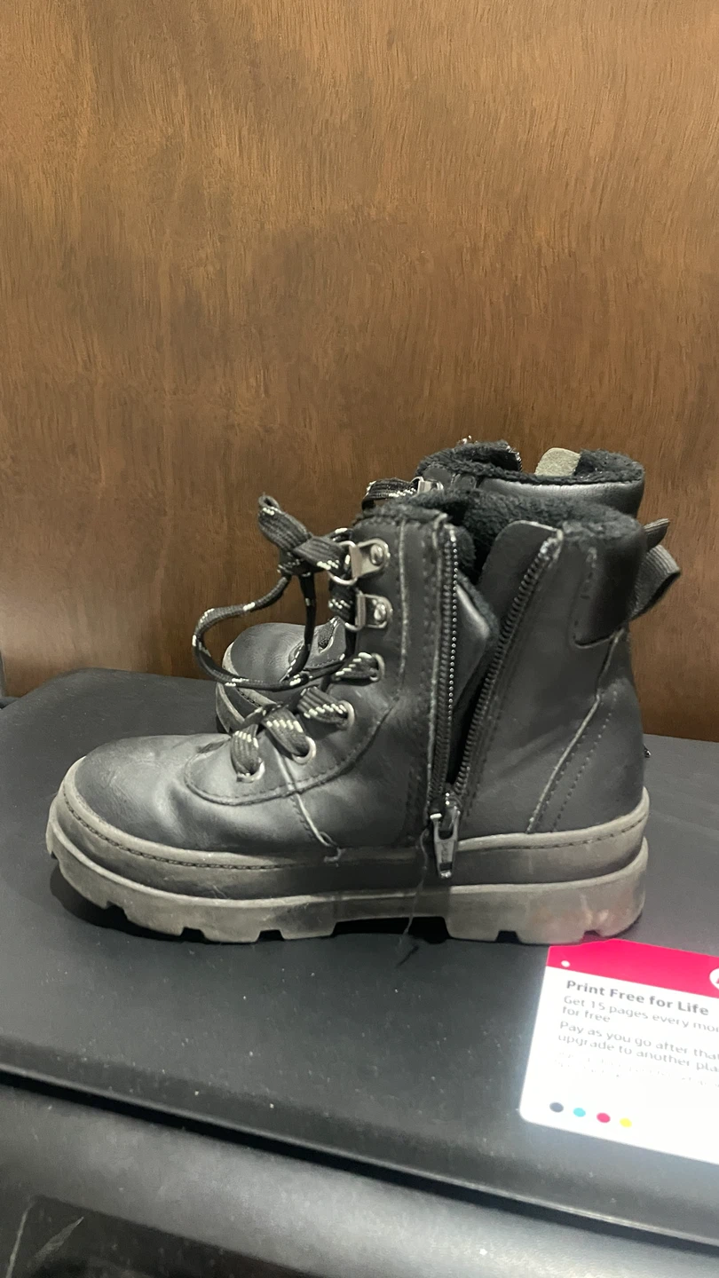 Exploring Essentials black lace-up boots size 10.5 - photo 2