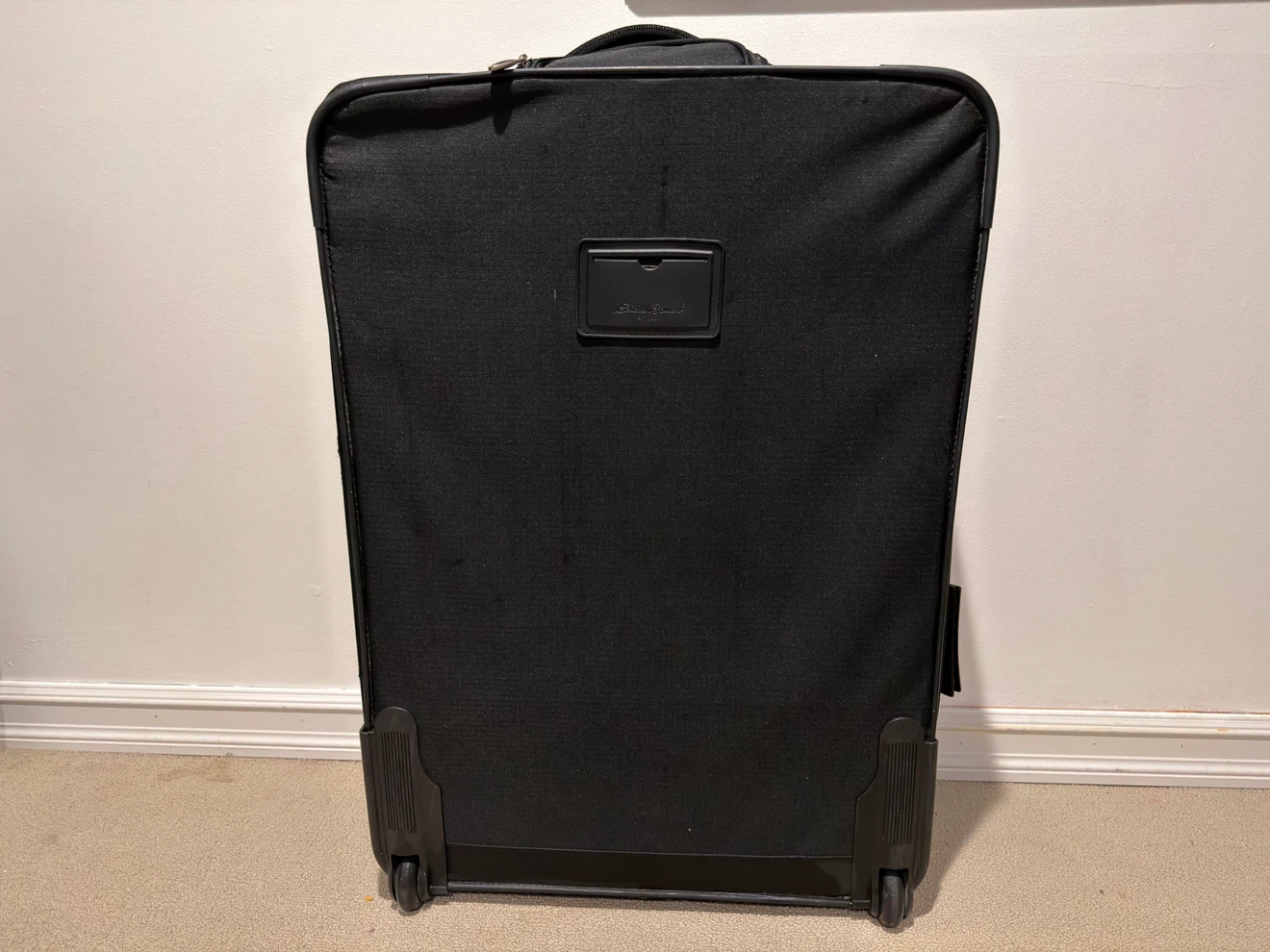 * Eddie Bauer Black Softside Suitcase – Great Condition - photo 2