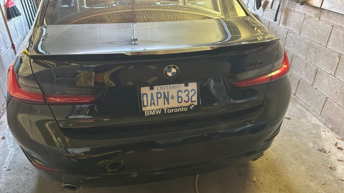 Black large spoiler for BMW 330i xDrive - photo 2