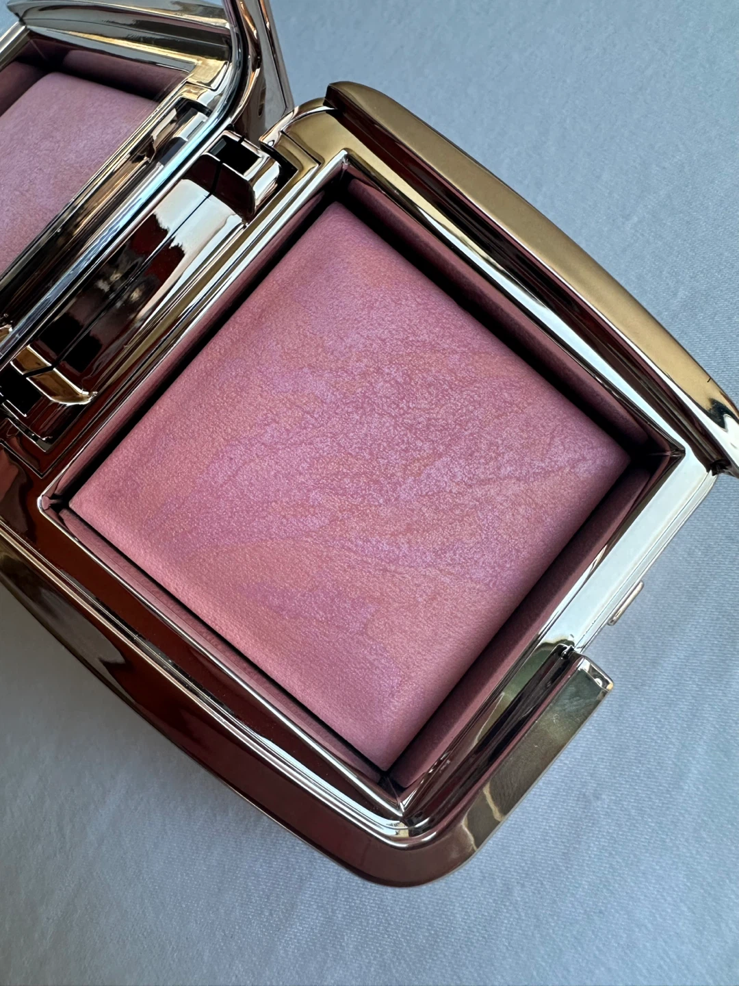 🆕 Hourglass Ambient Lighting Blush - Sublime Flush