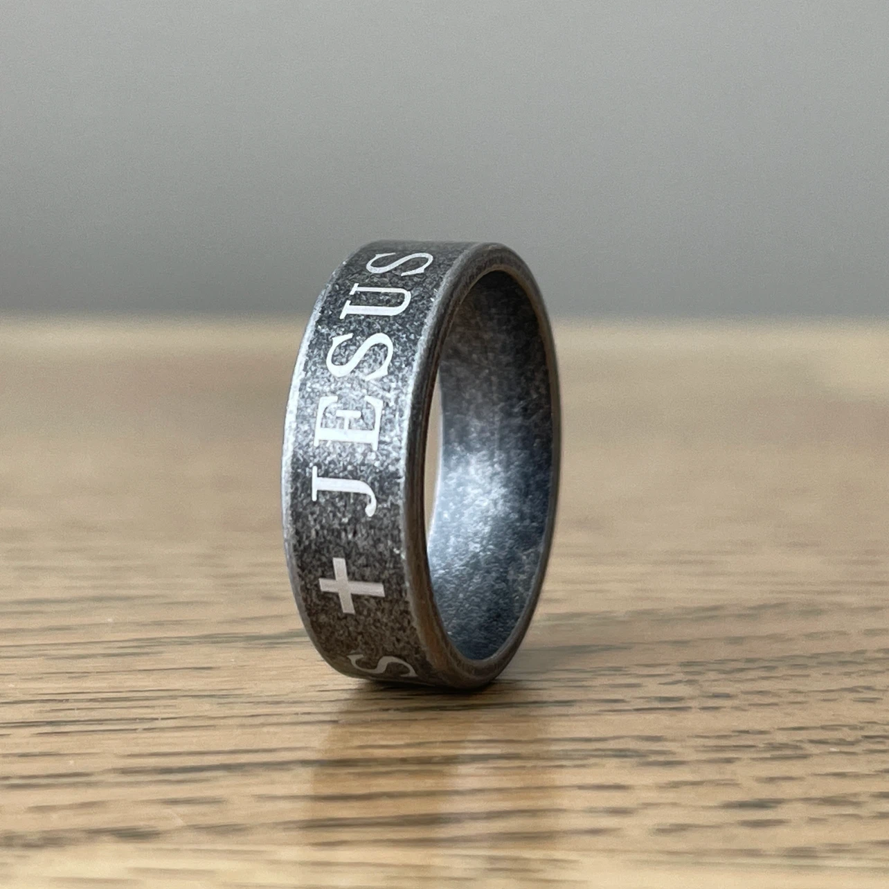 Vintage style Jesus & Cross stainless steel ring (size 12)