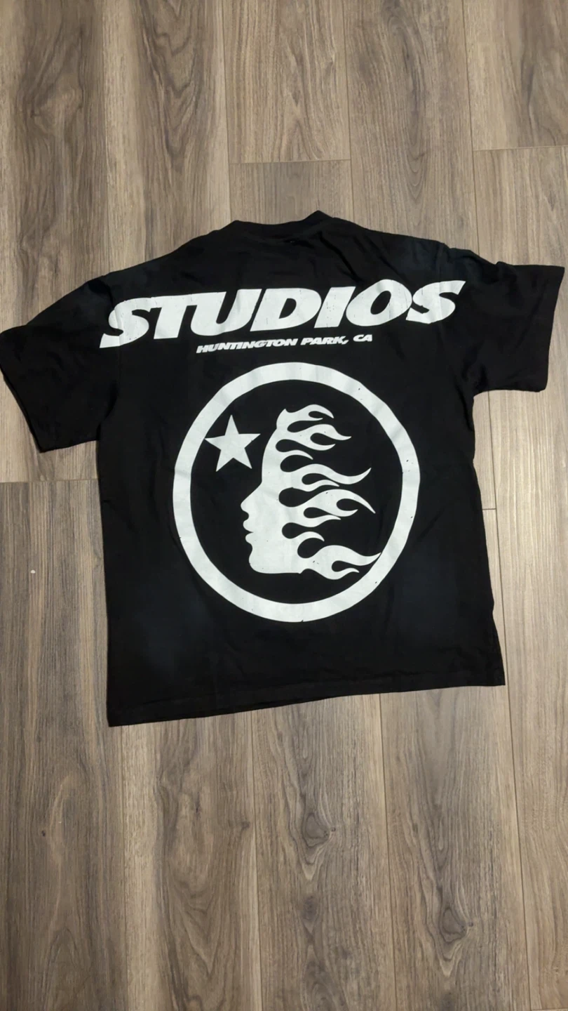 hellstar tee - photo 2