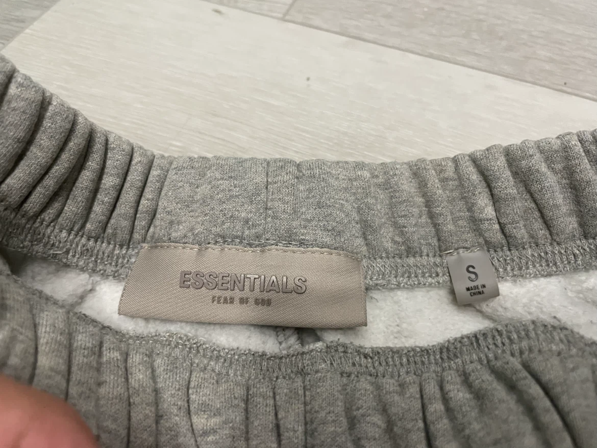 Essentials FOG SS22 Dark Oatmeal Shorts - photo 5
