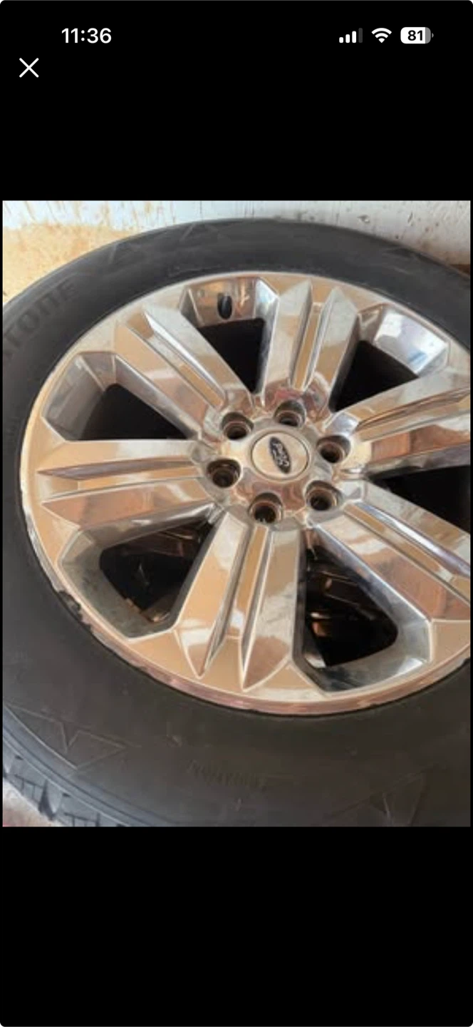 Set of 4 Bridgestone Blizzak Tires on Ford Wheels - photo 4