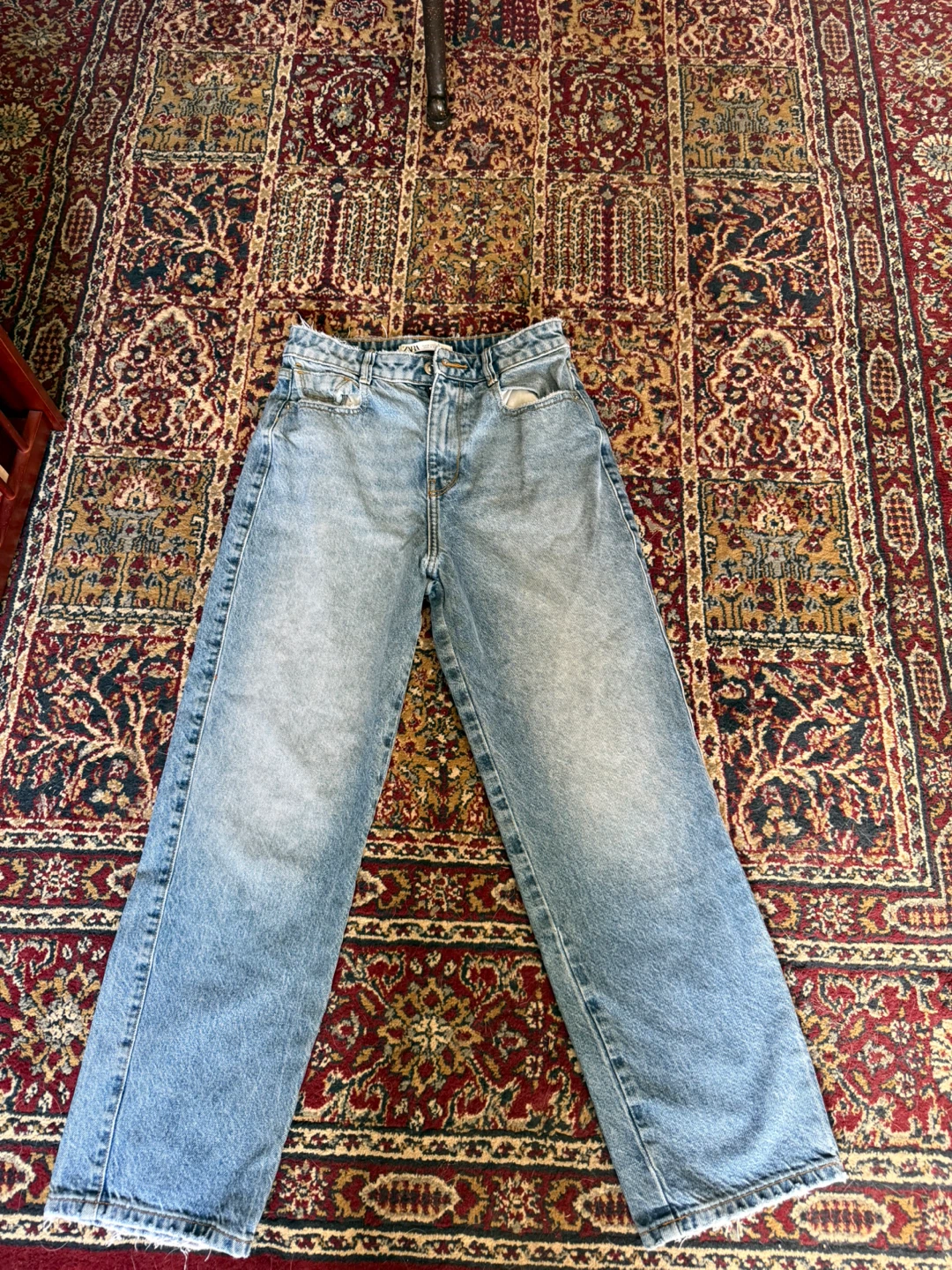 Zara Light Wash Denim Jeans size 4