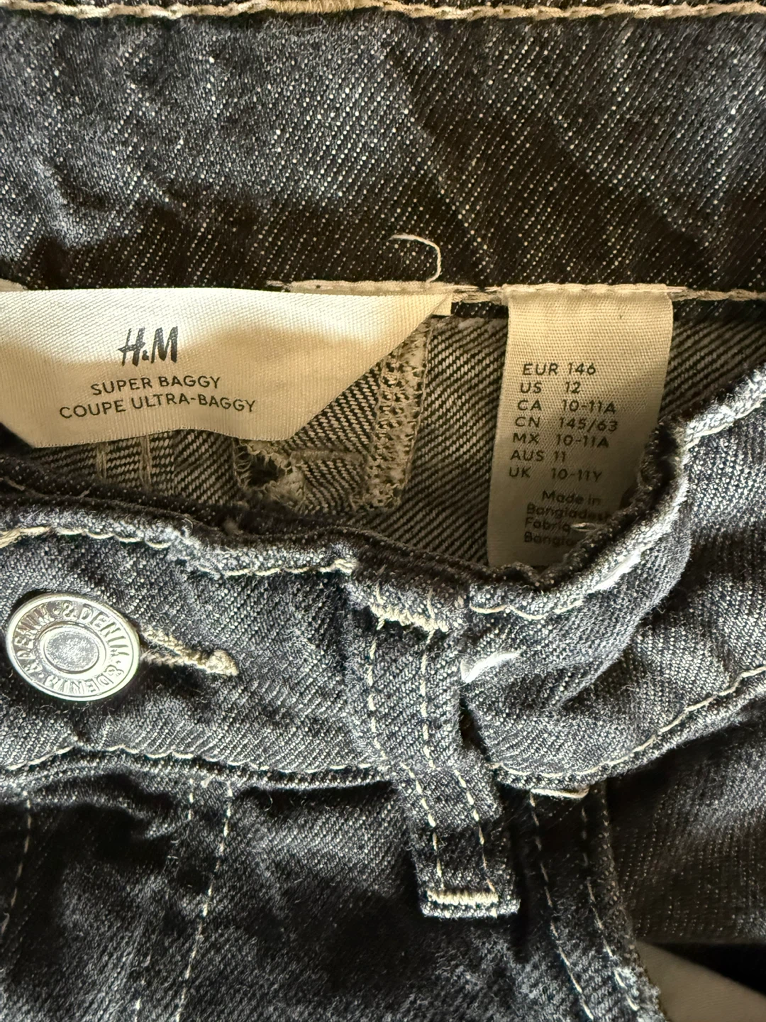 H&M Super Baggy Jeans Size 10-11A - photo 2