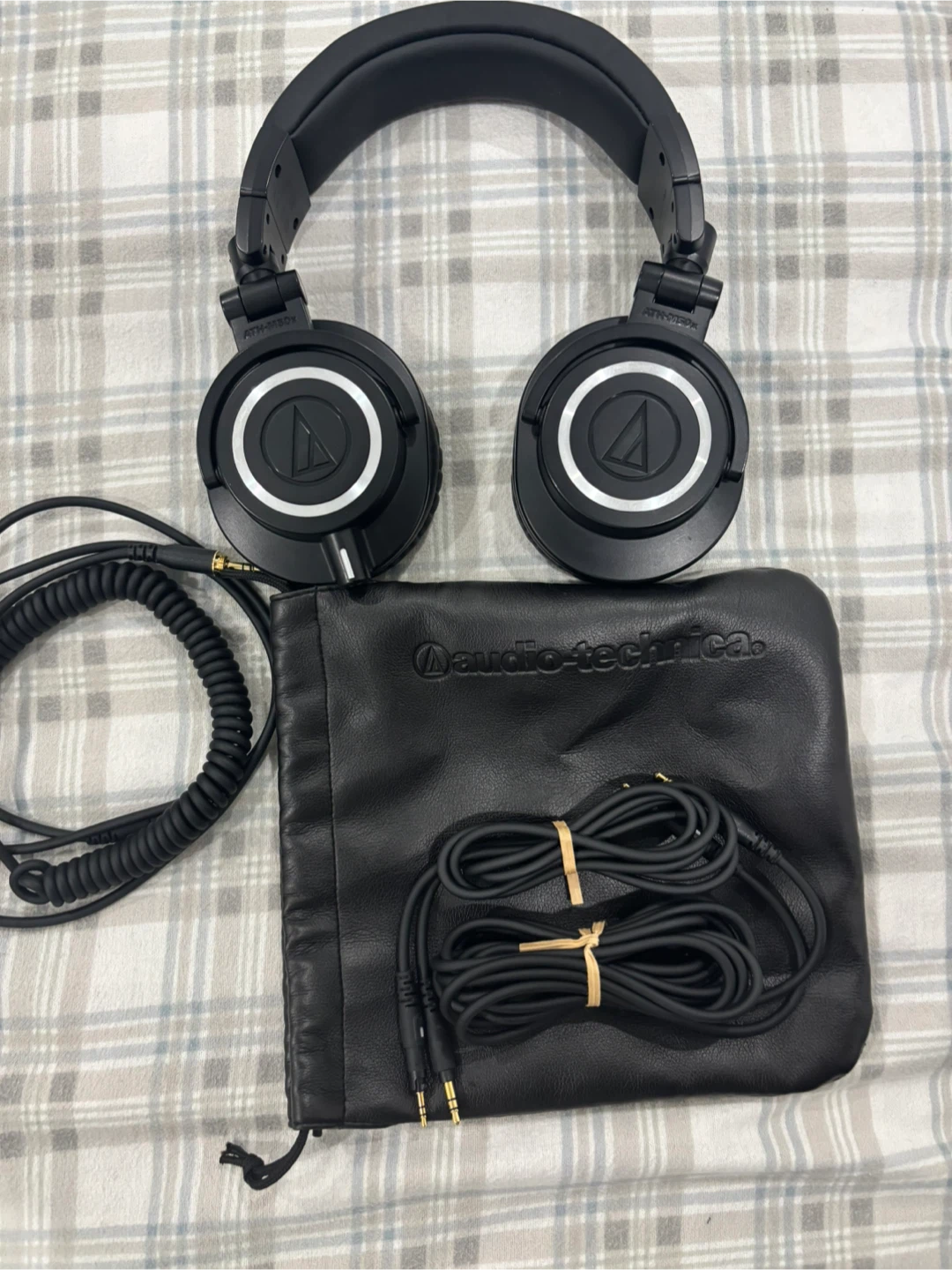 Audio-Technica ATH-M50x Professional Headphones - photo 2