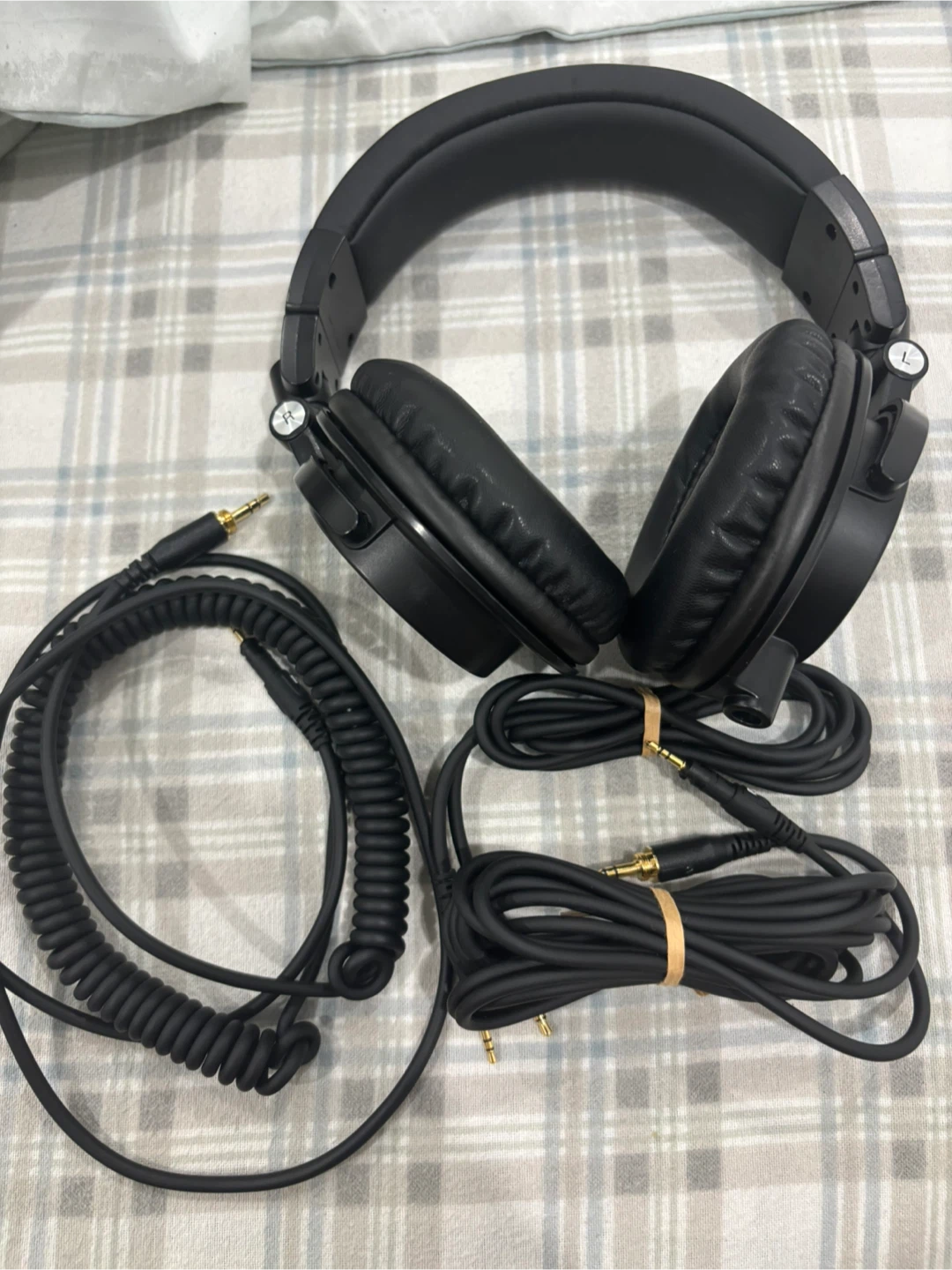 Audio-Technica ATH-M50x Professional Headphones - photo 3