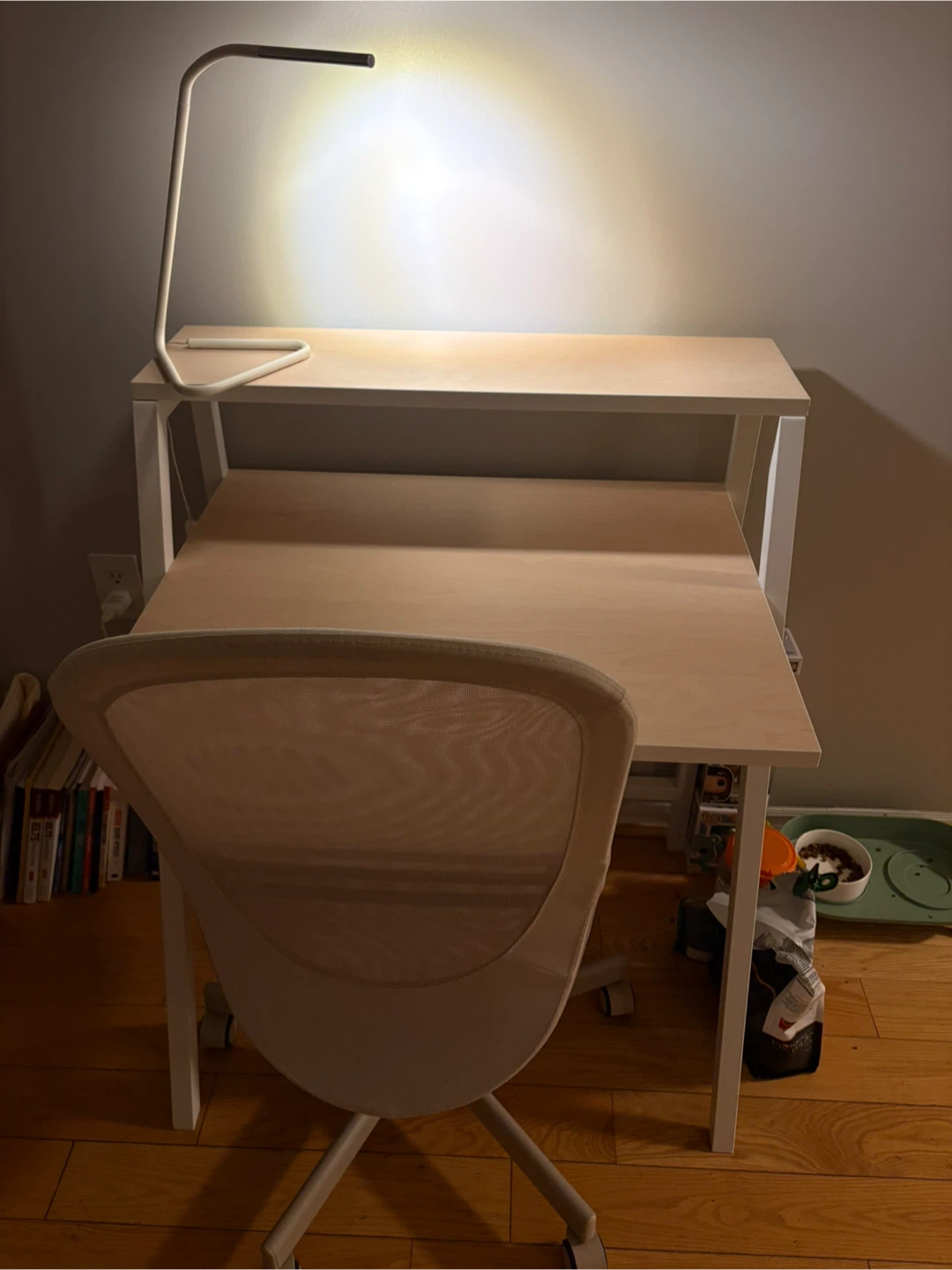 IKEA desk and chair set - photo 2